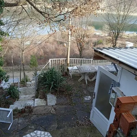 Vikendica Vidikovac Na Zavojskom Jezeru Guest house Pirot