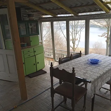Guest house Vikendica Vidikovac Na Zavojskom Jezeru Pirot