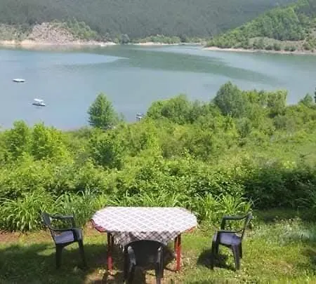 Guest house Vikendica Vidikovac Na Zavojskom Jezeru Pirot