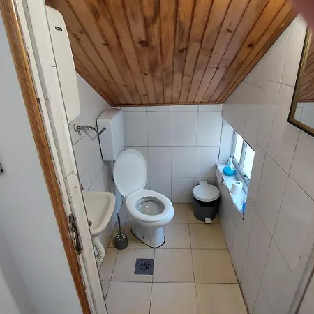Vikendica Vidikovac Na Zavojskom Jezeru Guest house *