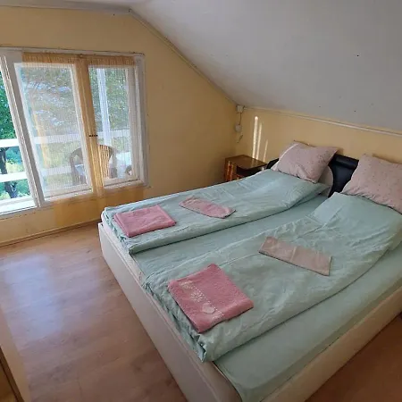 Guest house Vikendica Vidikovac Na Zavojskom Jezeru *
